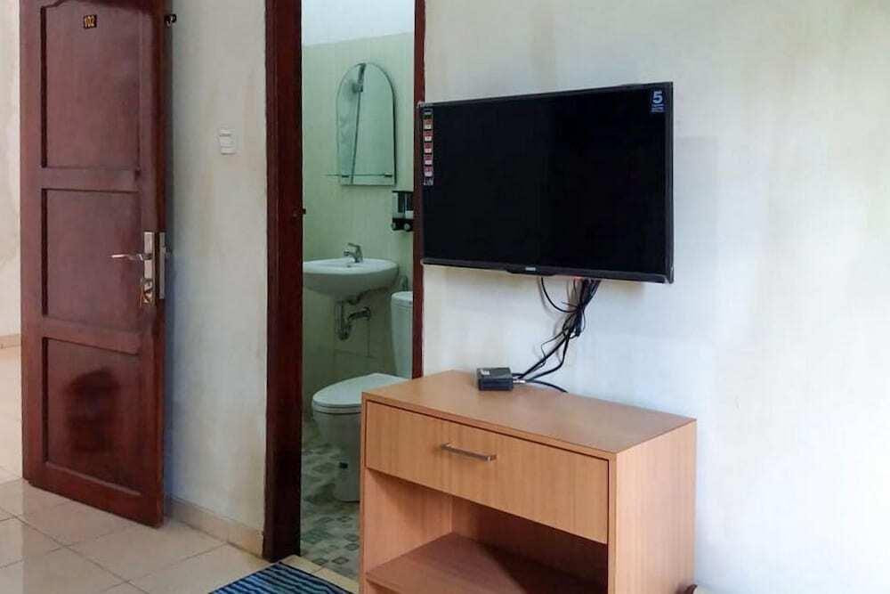 RedDoorz near Universitas Tujuh Belas Agustus Samarinda — фото 4