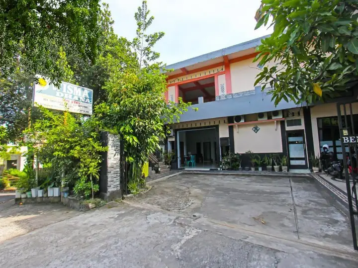 OYO 92095 Wisma Dhana Syariah — фото 1