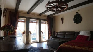 Светлогорск: Гостевой Дом Таунхаус Русе Мотер
