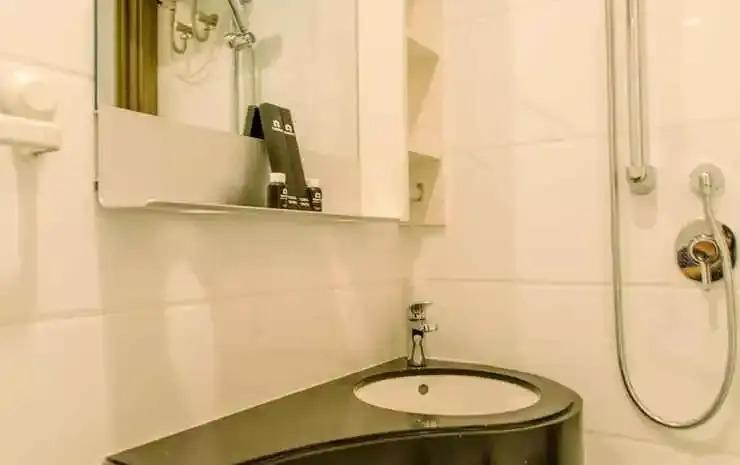 Legok: Cozy and Minimalist Studio at Sky House BSD Apartment