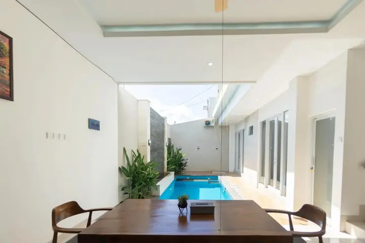 Кута: Villa Berlian