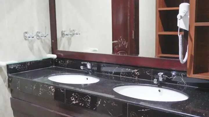 Гили Траванган: Gili Beachfront Suites