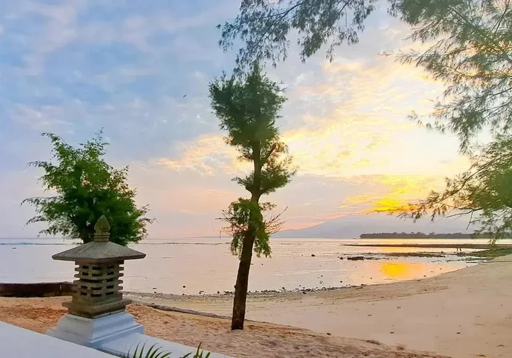 Гили Траванган: Gili Beachfront Suites