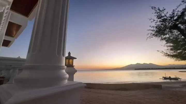 Гили Траванган: Gili Beachfront Suites