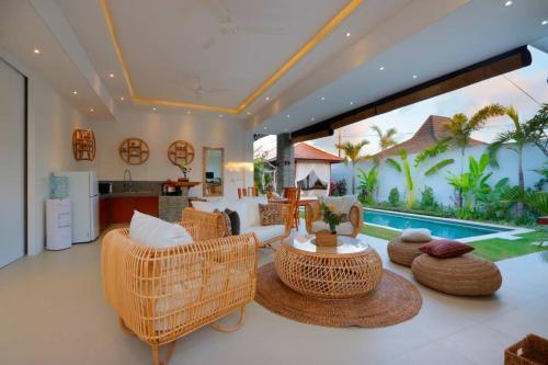 Кута: Villa Manuia Mertanadi