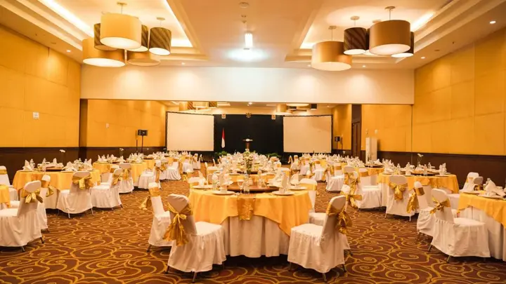 Сукохарджо: Lorin Dwangsa Solo Hotel