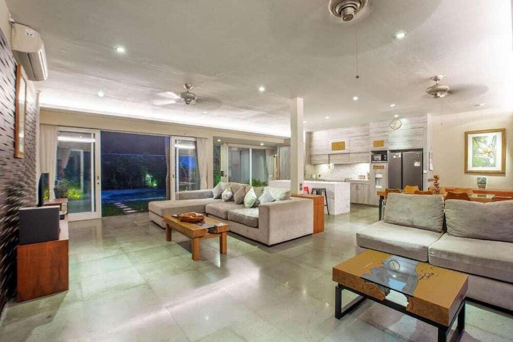 Luxury 3BR Kahuripan Villa — фото 1
