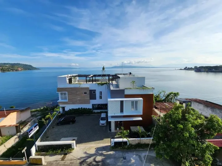 Озеро Тоба: Purnama Balige Hotel & Resto