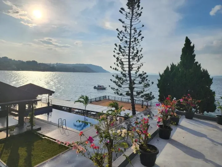 Озеро Тоба: Purnama Balige Hotel & Resto