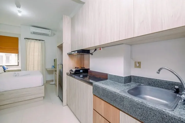 Депок: Modern Studio Transpark Cibubur Apartment Near Shopping Mall