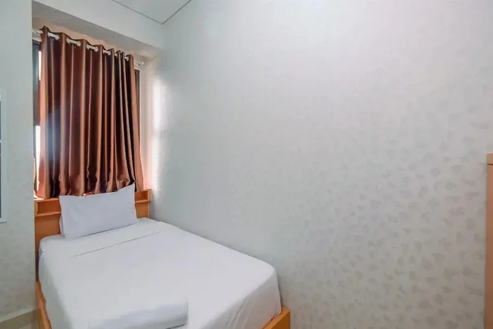 Депок: Stylish And Comfy 2Br At Transpark Cibubur Apartment