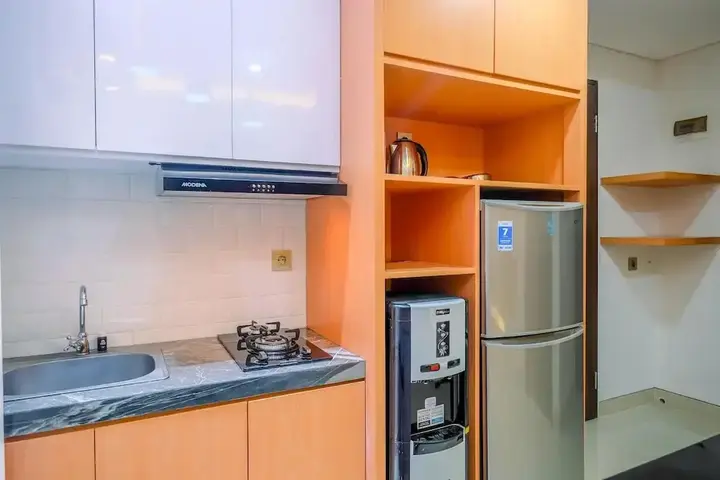 Депок: Stylish And Comfy 2Br At Transpark Cibubur Apartment