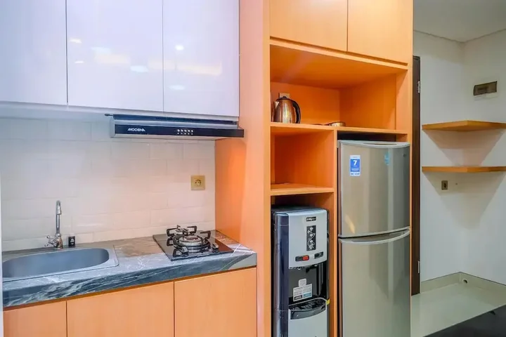 Депок: Stylish And Comfy 2Br At Transpark Cibubur Apartment