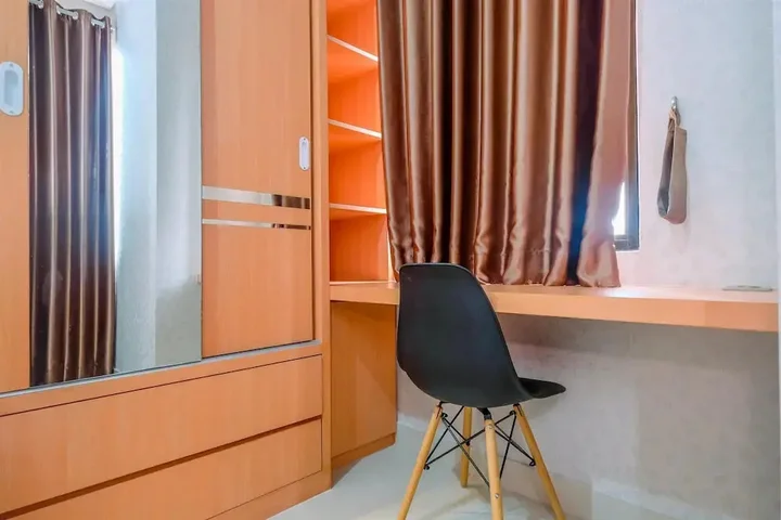 Депок: Stylish And Comfy 2Br At Transpark Cibubur Apartment