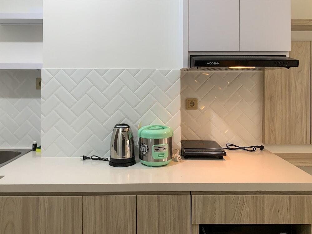 Депок: Elegant Studio At Transpark Cibubur Apartment Near Shopping Mall