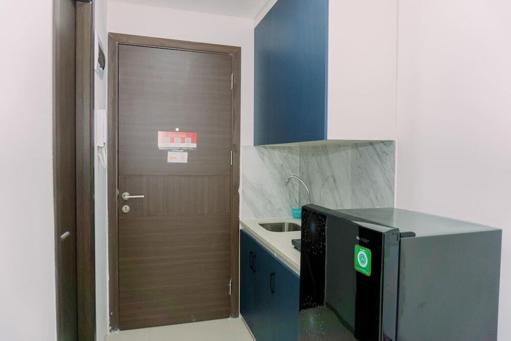 Good Deal And Homey Studio Pacific Garden Apartment — фото 3