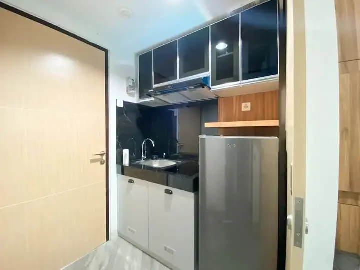Семаранг: Cozy And Tidy 1Br The Alton Apartment
