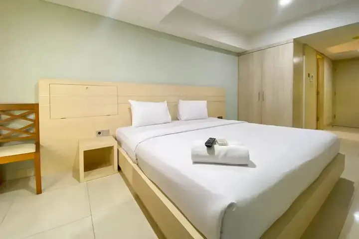 Семаранг: Cozy Studio Apartment At 21St Floor Warhol (W/R) Residences