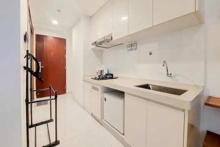 Legok: Simply Look And Restful Studio Sky House Bsd Apartment