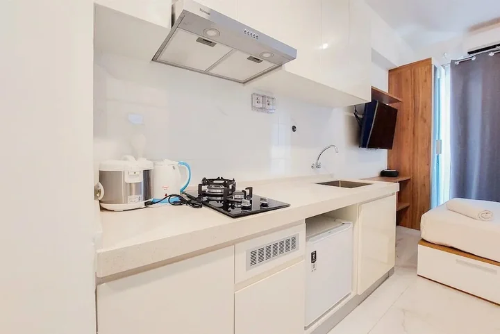 Legok: Simply Look And Restful Studio Sky House Bsd Apartment