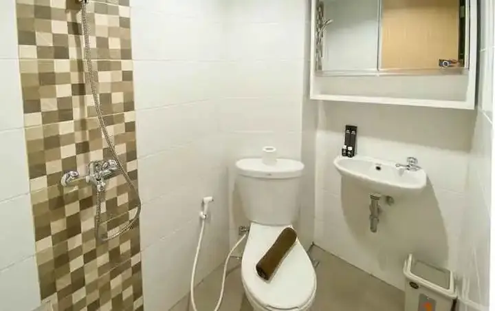 Семаранг: Comfort And Simply Look 1Br The Alton Apartment
