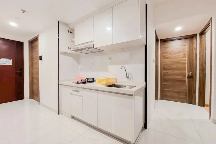 Legok: Spacious And Modern 3Br At Sky House Bsd Apartment