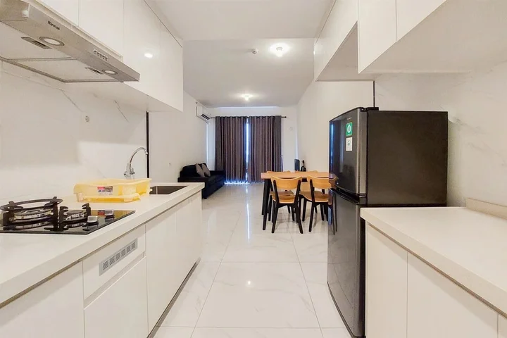 Legok: Spacious And Modern 3Br At Sky House Bsd Apartment