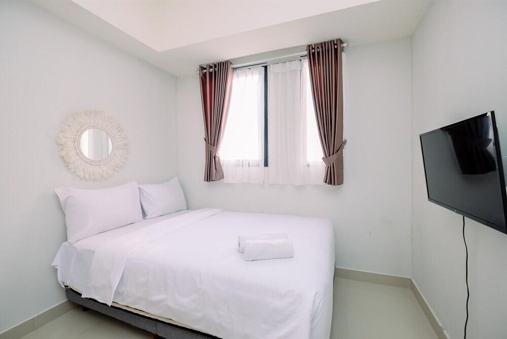 Депок: Simple And Cozy Stay 1Br At Evenciio Margonda Apartment