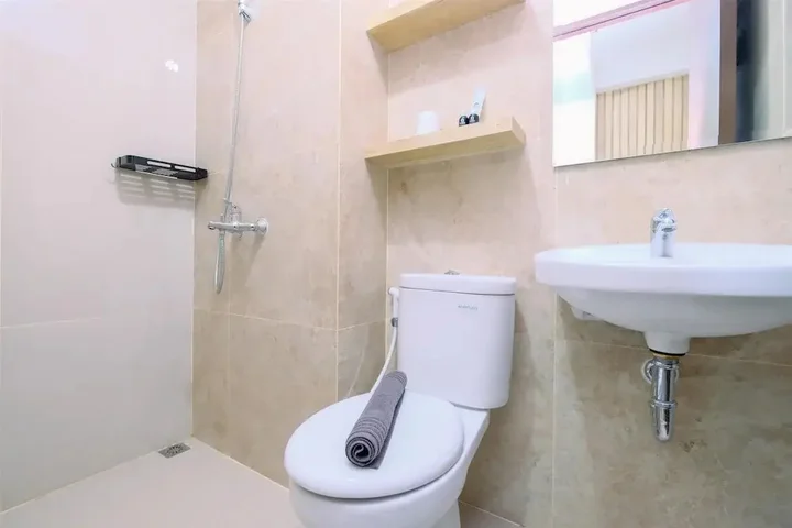 Депок: Minimalist And Good Deal Studio Transpark Cibubur Apartment