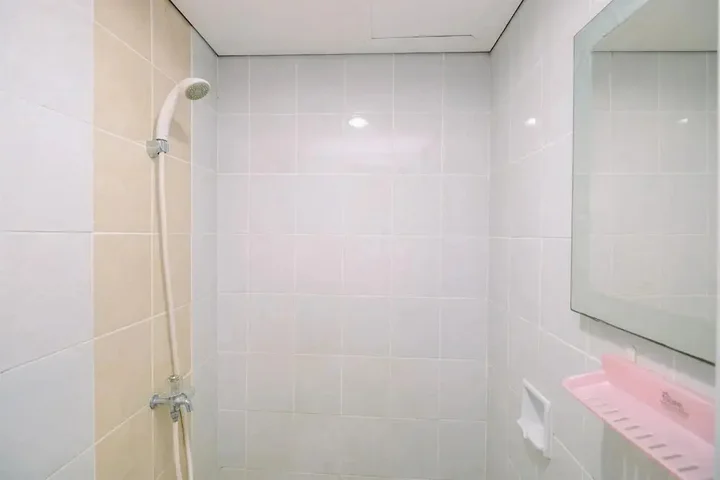 Депок: Cozy And Simply Look Studio Room Taman Melati Margonda Apartment