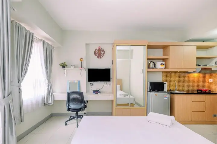 Cozy And Simply Look Studio Room Taman Melati Margonda Apartment — фото 5