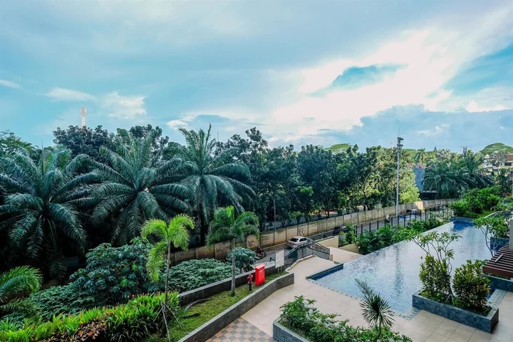 Депок: Best Cozy And Nice Studio At 1St Floor Transpark Cibubur Apartment