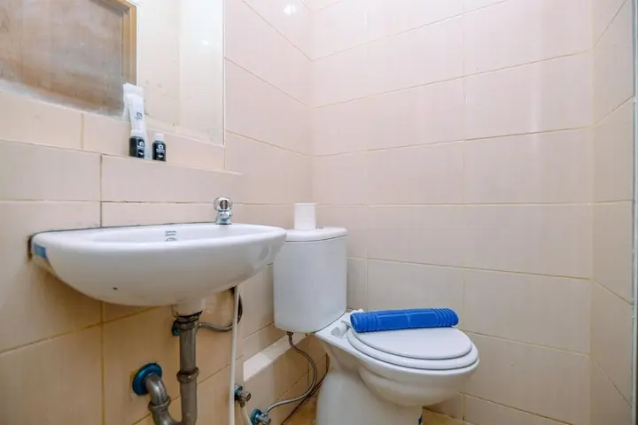 Депок: Cozy Stay Studio At Dave Apartment