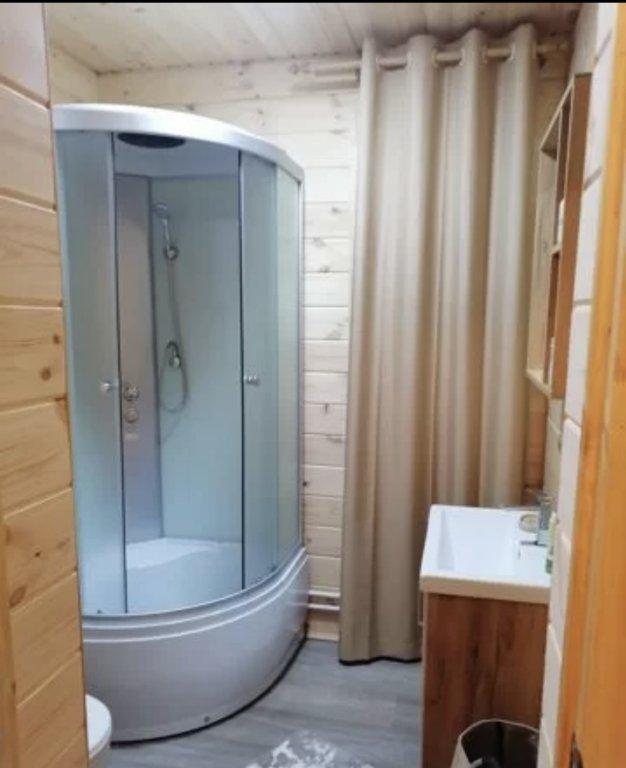 Манжерок: Гостевой Дом в Лесу