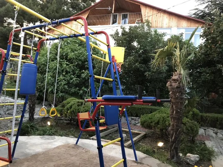 Понизовка: V Ponizovke Guest House