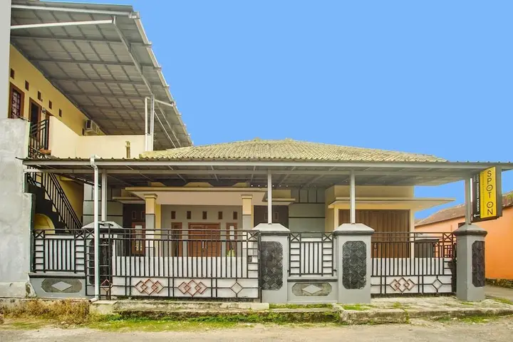 OYO Life 3005 Kost Rumaisha Syariah — фото 1