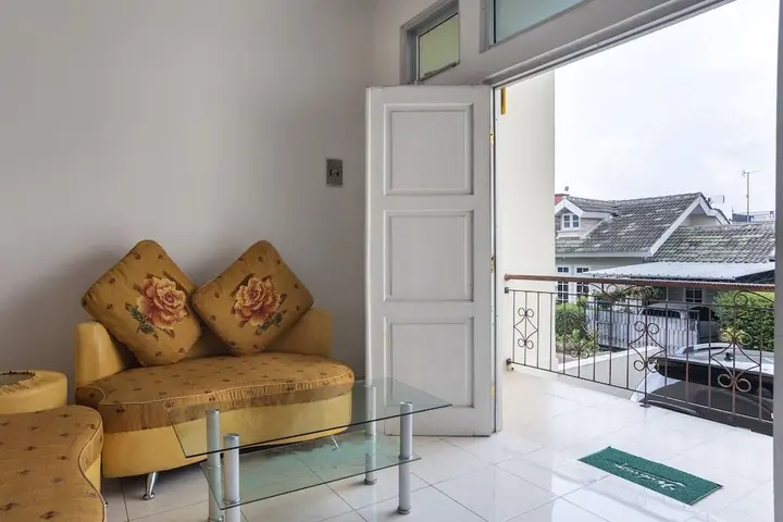 Чипанас: SPOT ON 2950 Grand Suites Palace Syariah