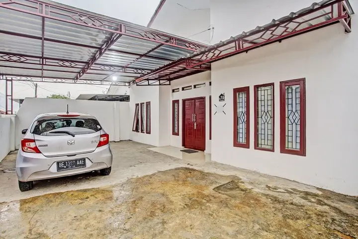 OYO LIFE 92034 Jay Homestay Syariah — фото 1