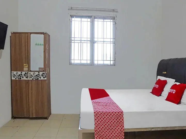 Медан: OYO 92403 Gatsu Homestay