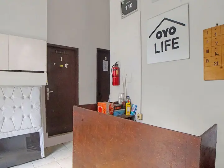 Медан: OYO 92403 Gatsu Homestay