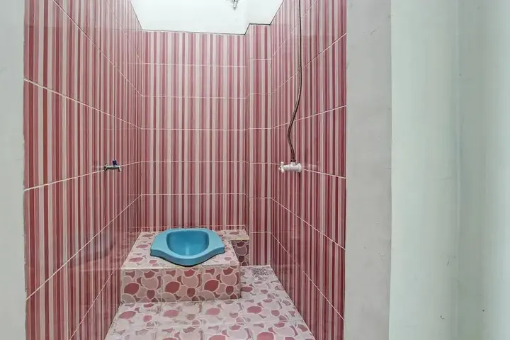 Пати: SPOT ON 92181 Kristin Homestay