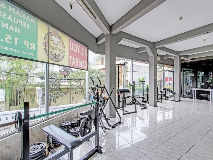 Батуретно: OYO 92166 Nirwana Inn Syariah