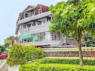 Батуретно: OYO 92166 Nirwana Inn Syariah
