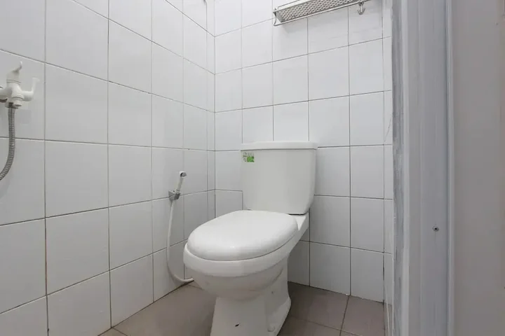 Батуретно: OYO 92166 Nirwana Inn Syariah