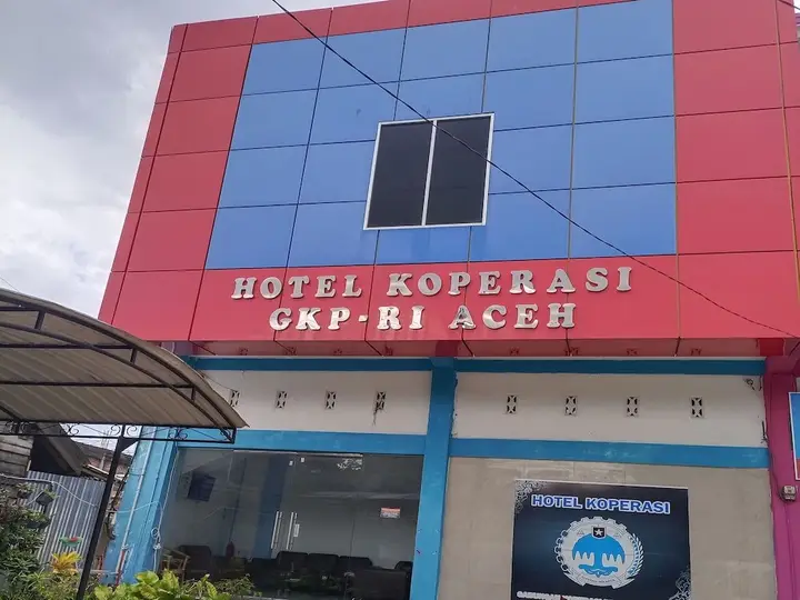 OYO 92207 Hotel Koperasi — фото 1