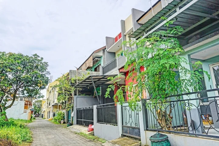 Маланг: OYO Life 92091 Citra Omah Syariah