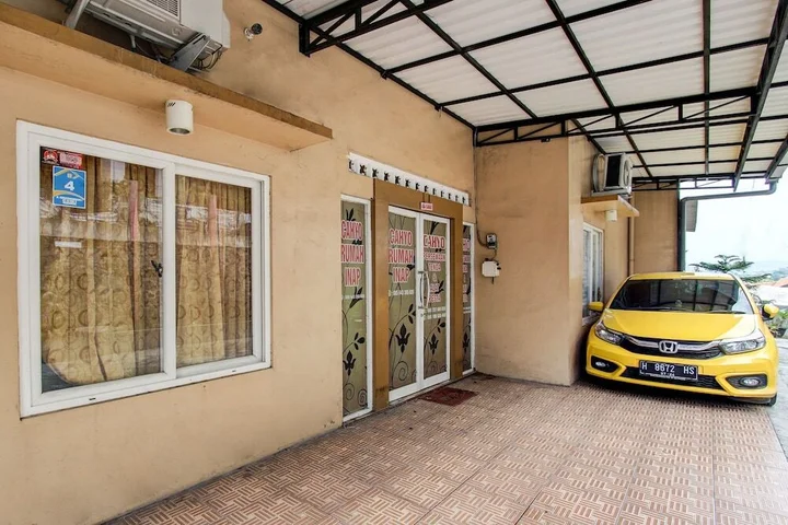Семаранг: OYO 92459 Cahyo Kost 2