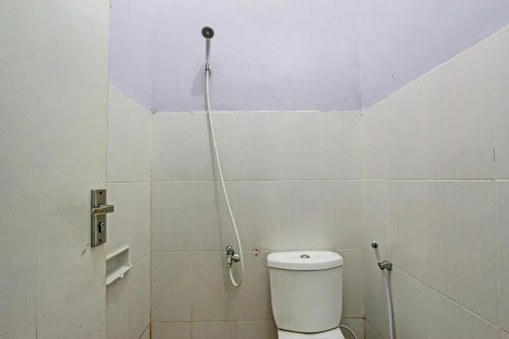 Семаранг: OYO 92459 Cahyo Kost 2