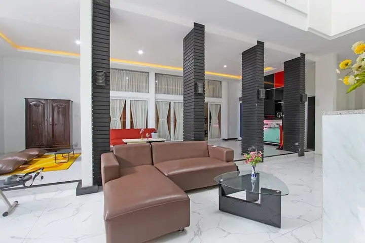 Семаранг: Capital O 91665 D'prof Exclusive Guesthouse