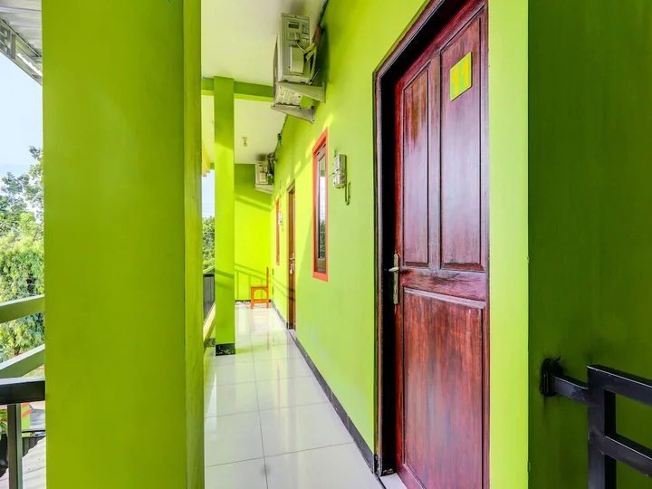 Семаранг: OYO 92467 Cahyo Kost 1